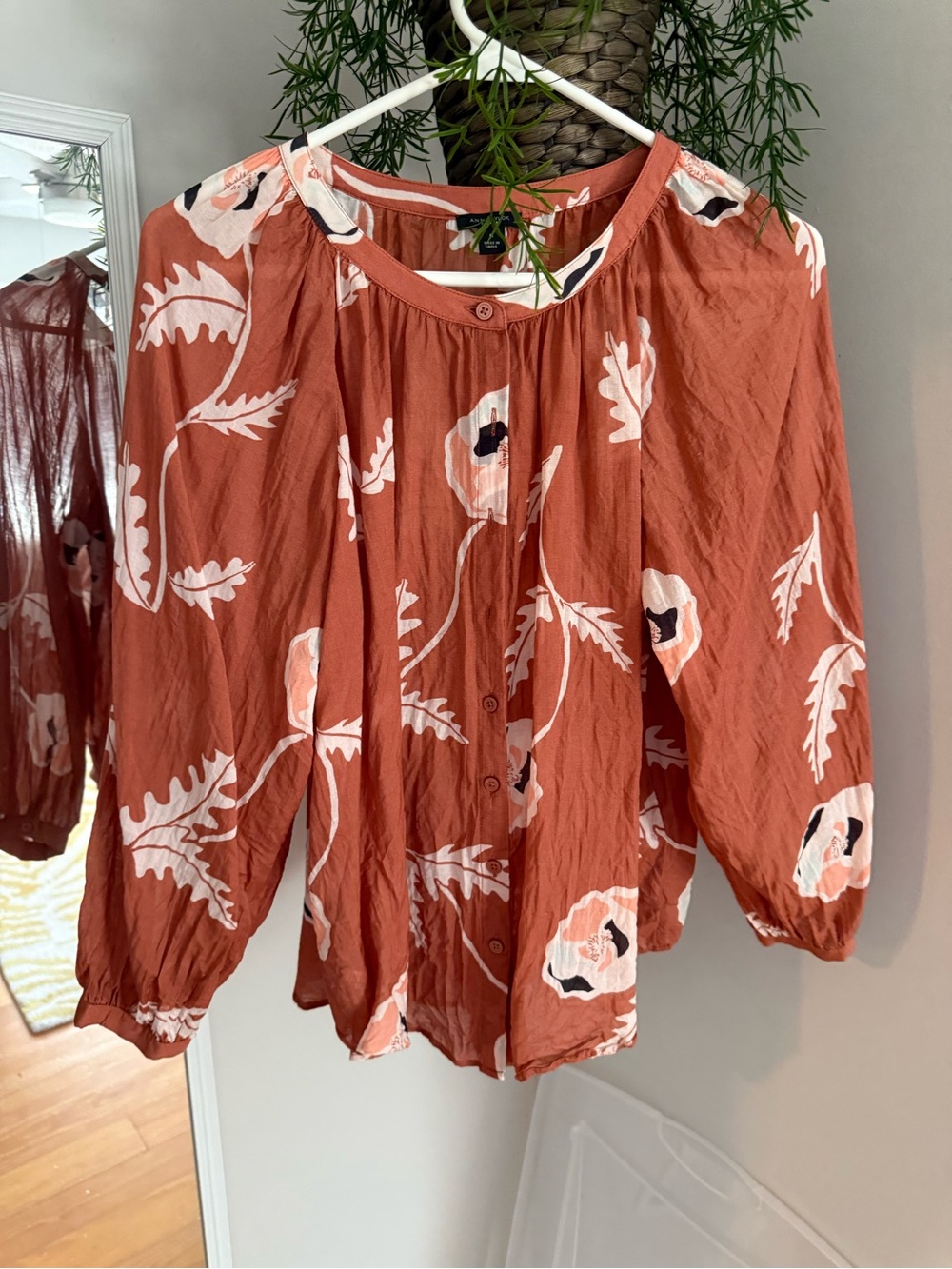Ann Taylor Factory Rust Floral Button-Front Blouse